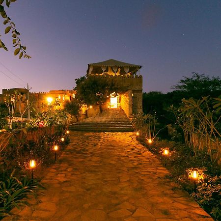 Manmatha A Luxury Retreat Bed and Breakfast Udaipur Buitenkant foto