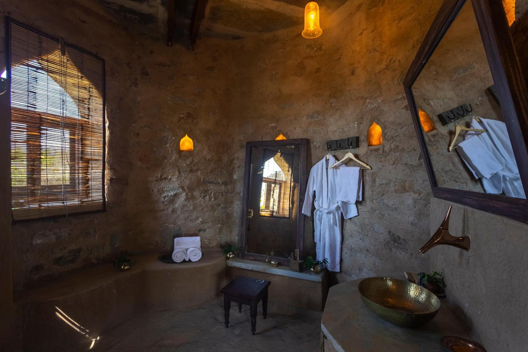 Manmatha A Luxury Retreat Bed and Breakfast Udaipur Buitenkant foto