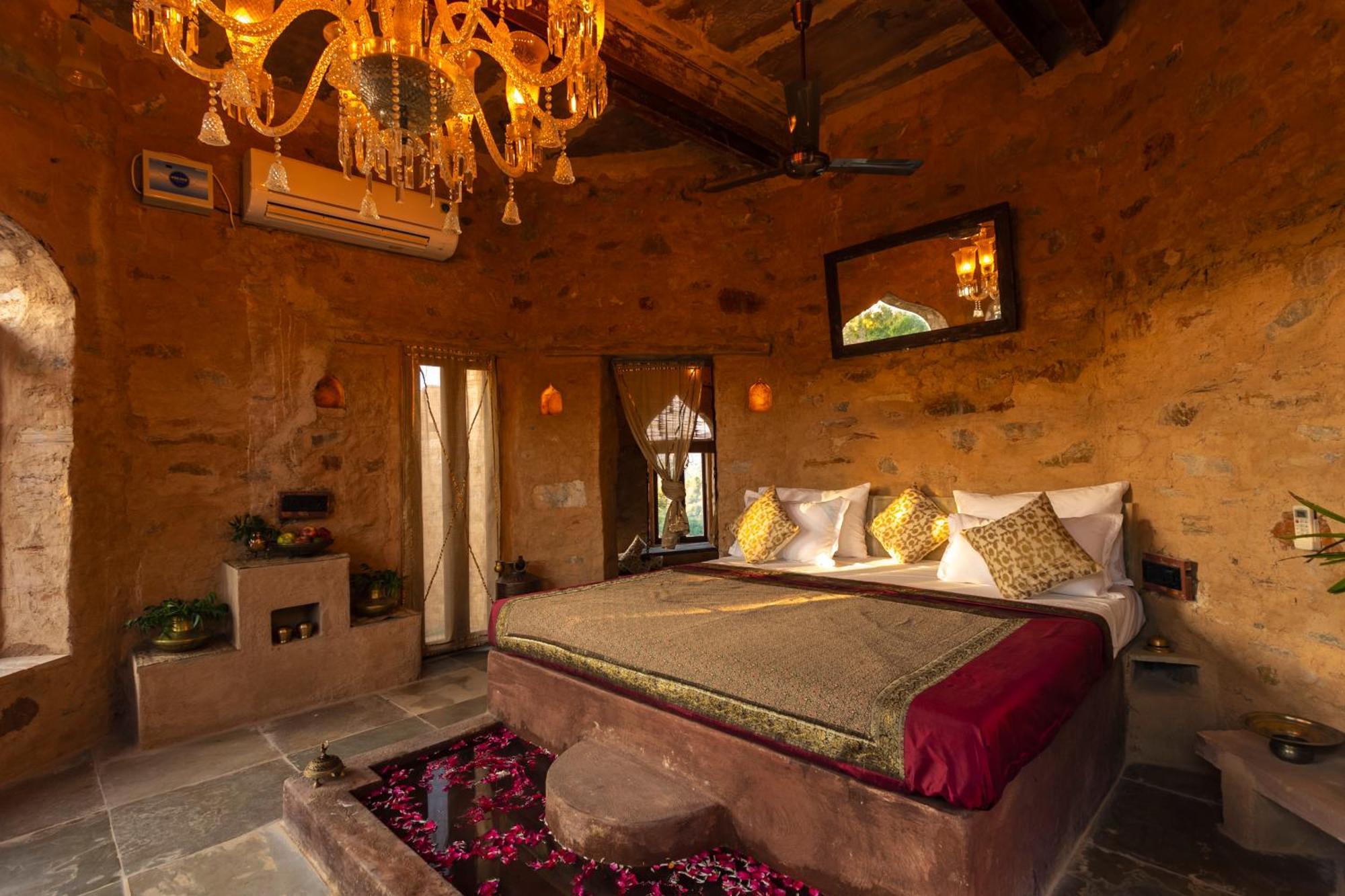Manmatha A Luxury Retreat Bed and Breakfast Udaipur Buitenkant foto