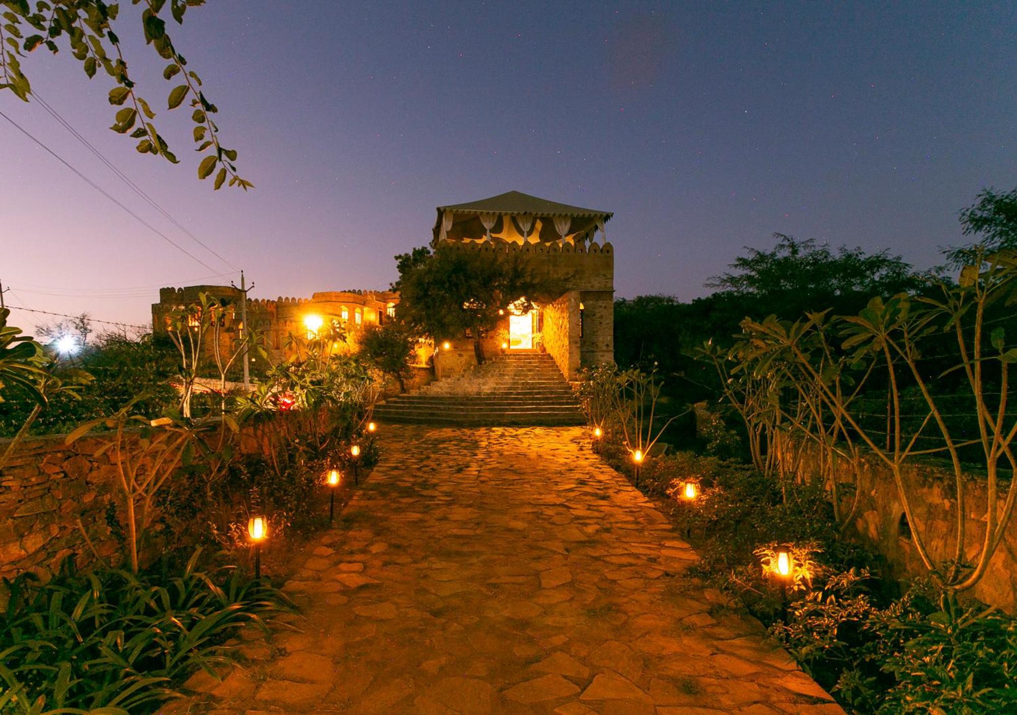 Manmatha A Luxury Retreat Bed and Breakfast Udaipur Buitenkant foto