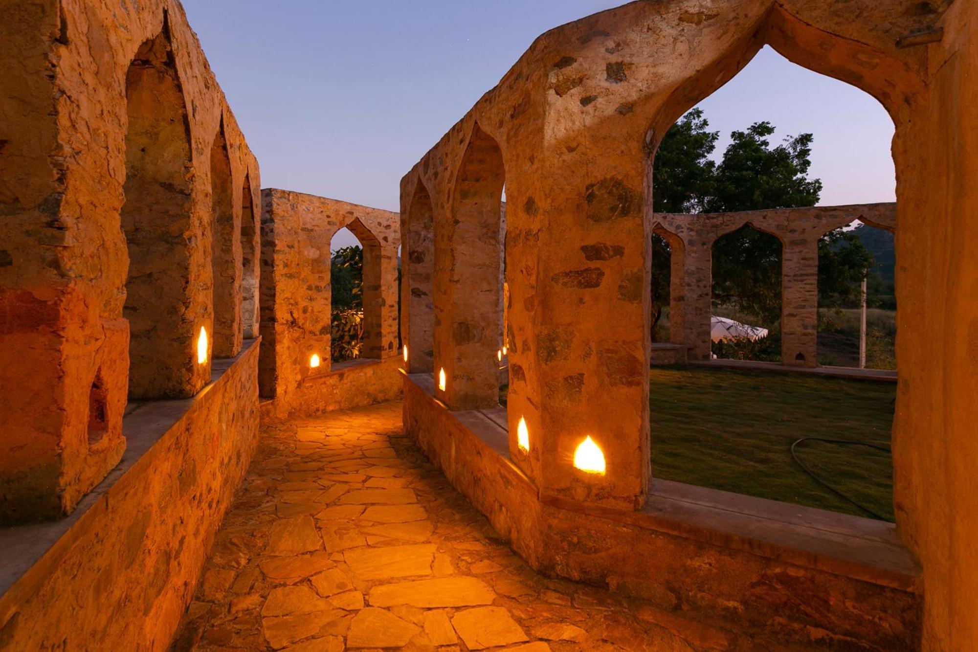 Manmatha A Luxury Retreat Bed and Breakfast Udaipur Buitenkant foto