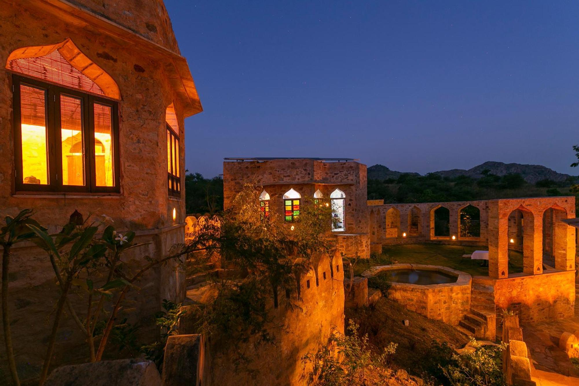Manmatha A Luxury Retreat Bed and Breakfast Udaipur Buitenkant foto